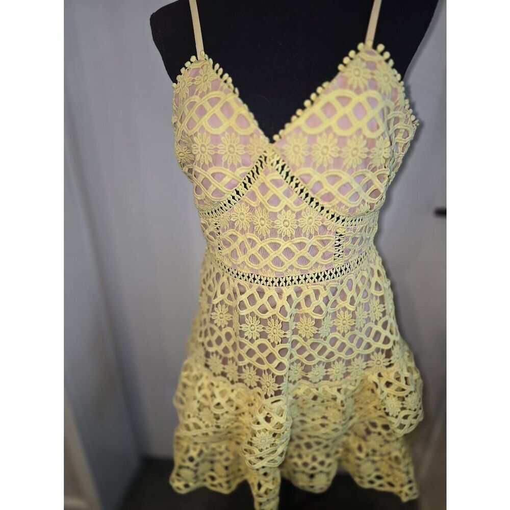 Lulu's Lace Dress - Picture 7 of 10